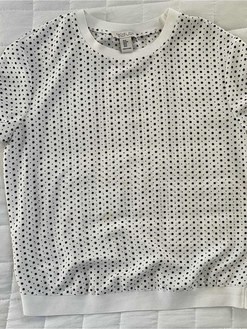 Rachel Zoe White Short Sleeve Tee with Black Star Microprint